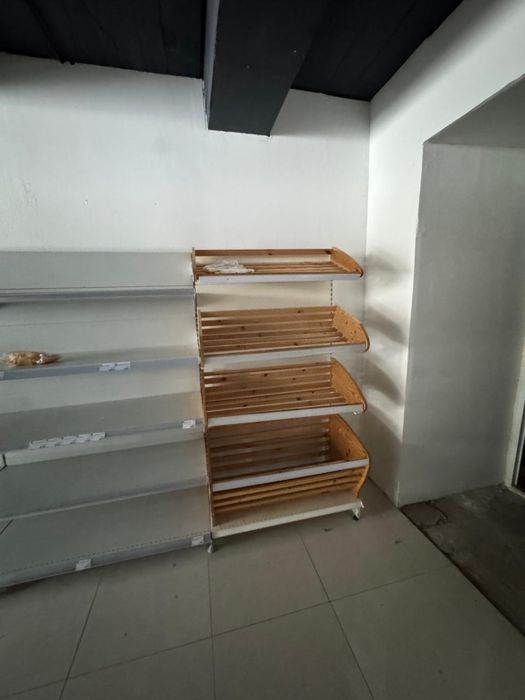 Стеллажи для магазина