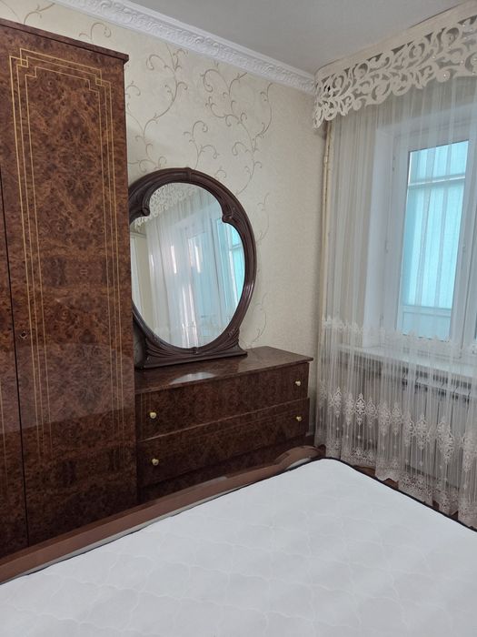 Продам спальный гарнитур /Италия/