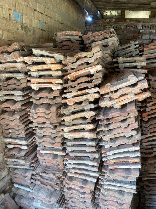 Цигли с два канала