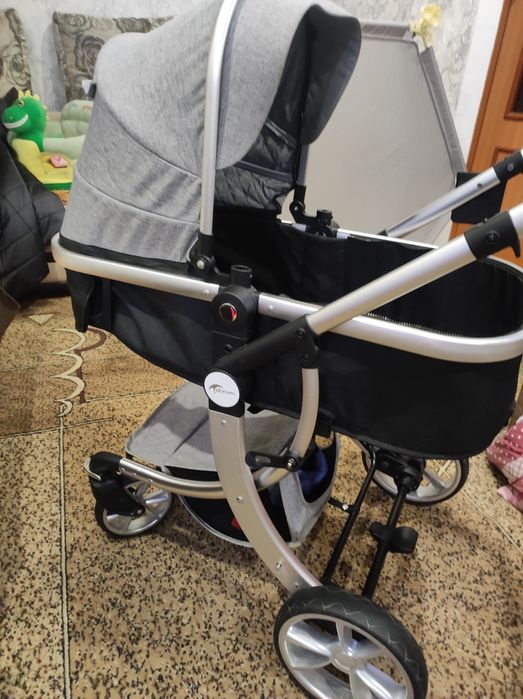 Продам детскую коляску.