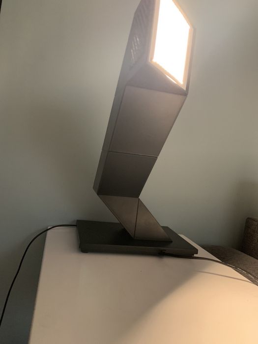 Zig Zack настолна лампа от Shui L. D. Chan, 1984