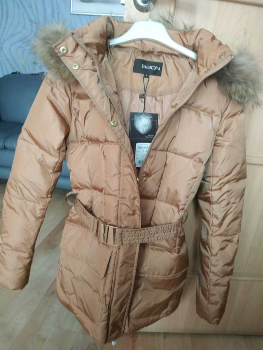 Брендовый женский пуховик