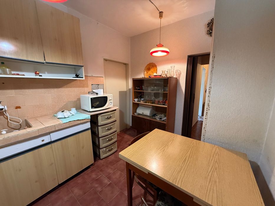 Продава се Четиристаен апартамент в Стара Загора, Три чучура - юг - 75 кв.м за 1014 €/кв.м - Снимка #8