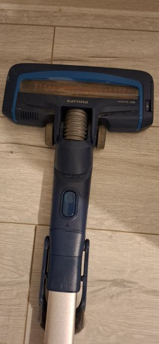 Aspirator Philips vertical fără fir