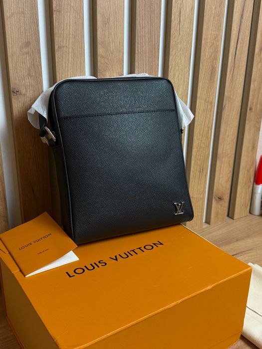 Мъжка чанта Louis Vuitton