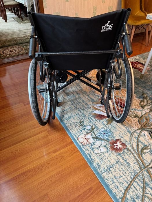 Инвалидная коляска