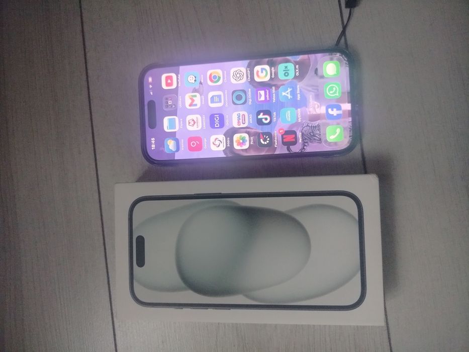 iPhone 15 GARANTIE și Factura Emag