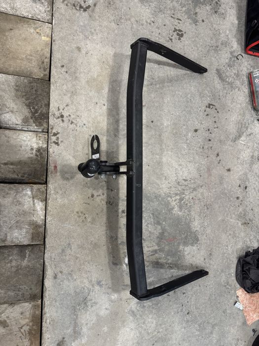 Carlig remorcare ford fiesta 2001-2008