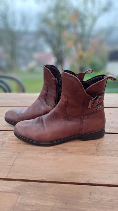 Botine maro ECCO 36