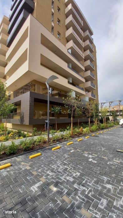 Garsoniera 40mp, Urban Plaza (Carpatilor), cu parcare si boxa