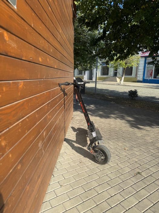 Trotienta Kukirin G4