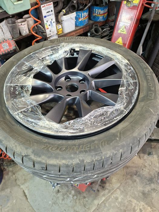 Автосервиз  гуми монтаж, , зареждане  на автоклиматици