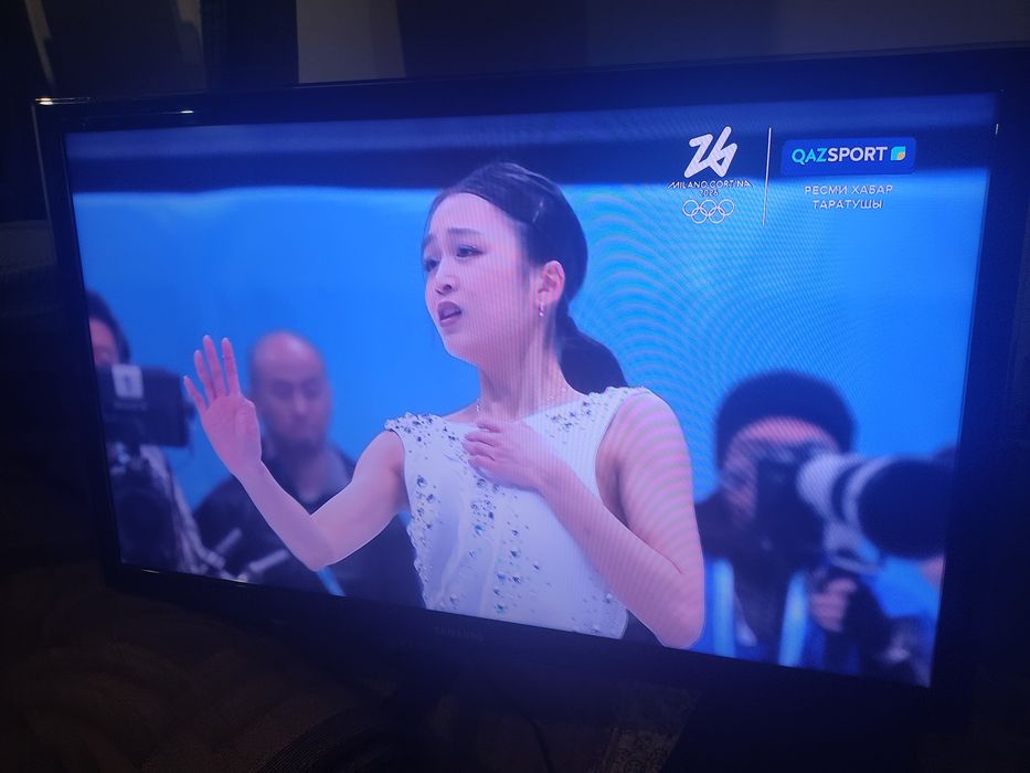 Телевизор Самсунг 102см