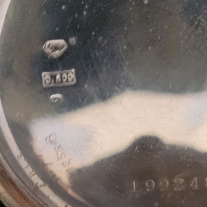 джобен сребърен часовник