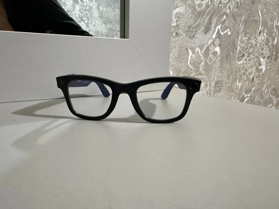 amerali Smart Glasses, deyarli yangi, 2 marta taqilgan!