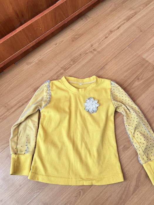 Отдам даром вещи для девочек 4-5-6лет