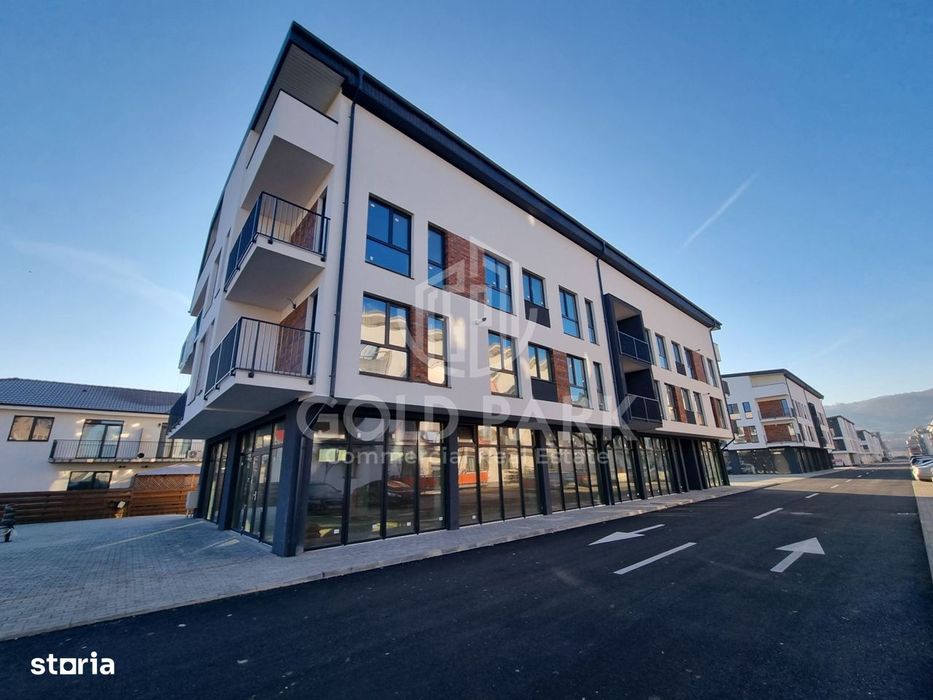 Spatiu Comercial - Zona Floresti - 100mp - Bloc Nou  - VITRINA MARE