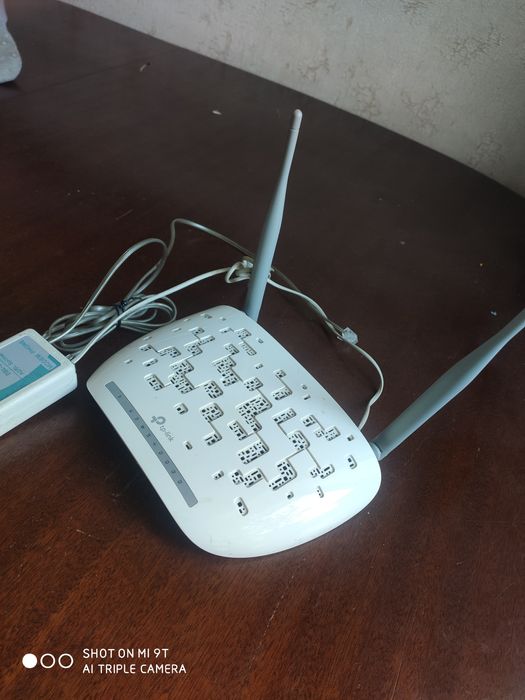 Продам Tplink ролтер