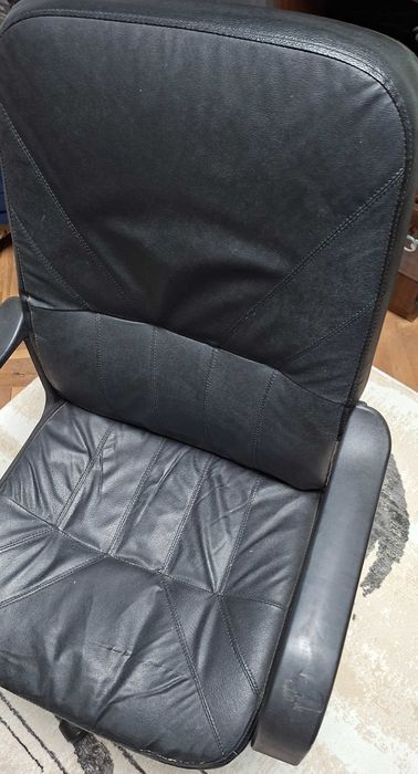 Офис стол перфектен