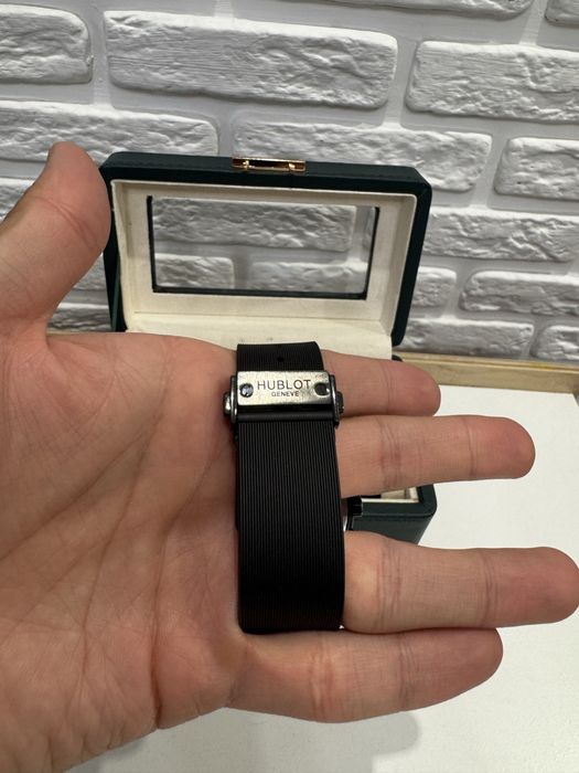 Наручные часы Hublot Big Bang