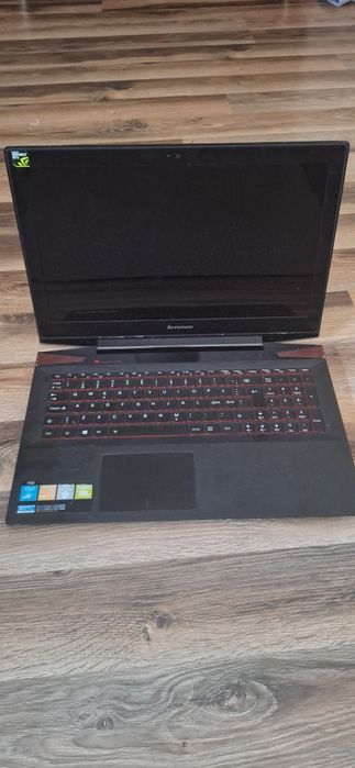 Vând lenovo y50-70 pentru piese