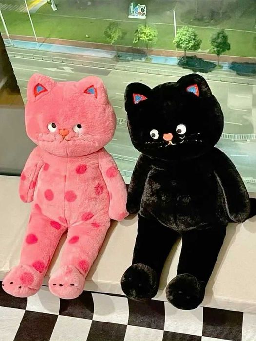 Голяма плюшена Котка- Розоча/Черна, 80см Голямо плюшено Коте