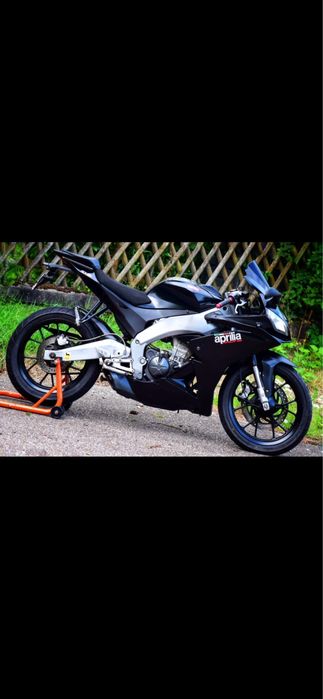 Aprilia rs4 2012