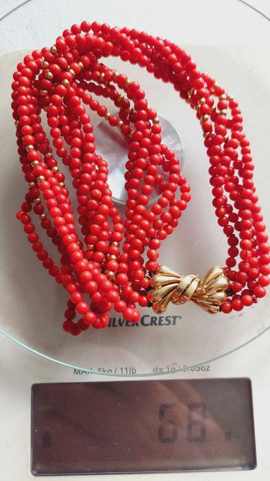 Златна  огърлица  корали ,закопчалка и златни топчета-90 бр.Злато 18к