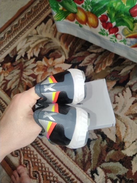 Продам сораконошка адидас