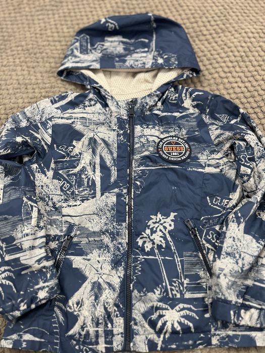 Ветровка Guess 5 години