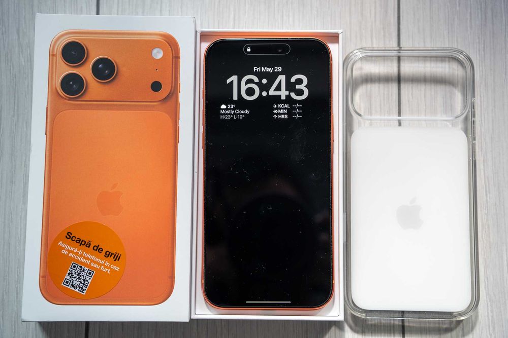 Apple iPhone 17 Pro Max -  256GB - Cosmic Orange - Pachet complet - Garantie