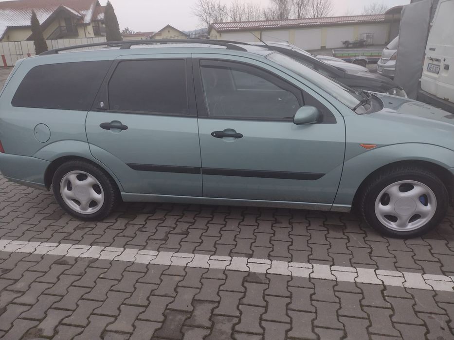 Vând  Ford Focus Ghia