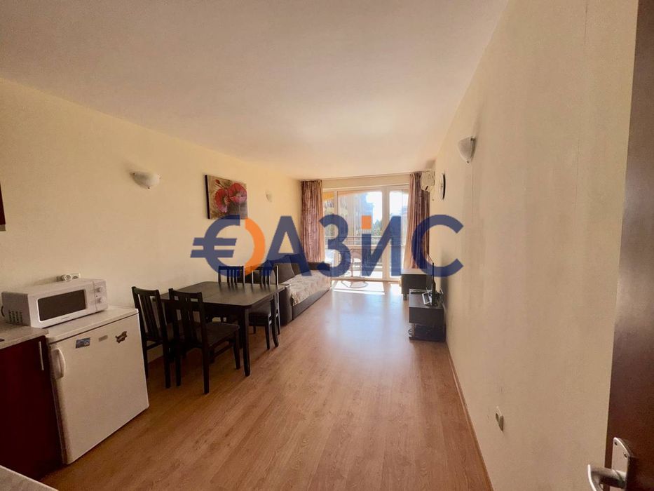 Продава се Двустаен апартамент в Ахелой - 65 кв.м за 556 €/кв.м - Снимка #8