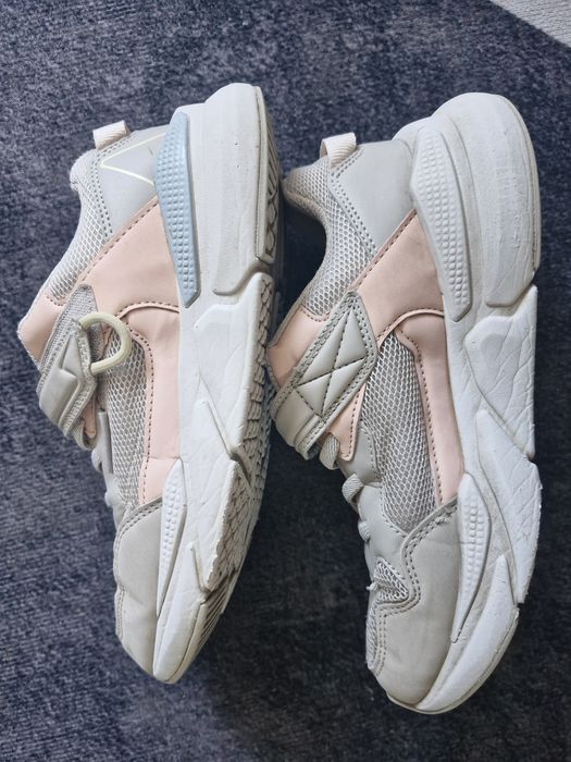 Продам кроссовки детские, 35 размер