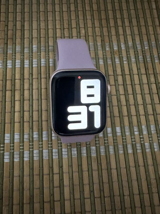 Продается Apple Watch 4 series