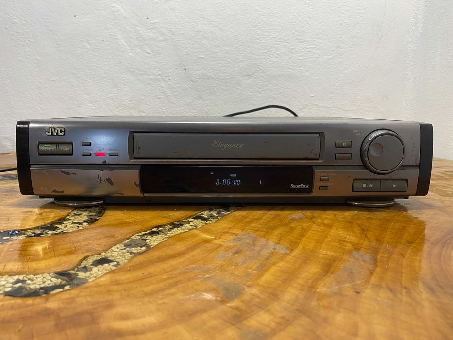 video jvc hr e326eg