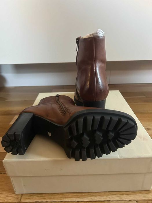 Боти HOEGL с ток от естествена кожа