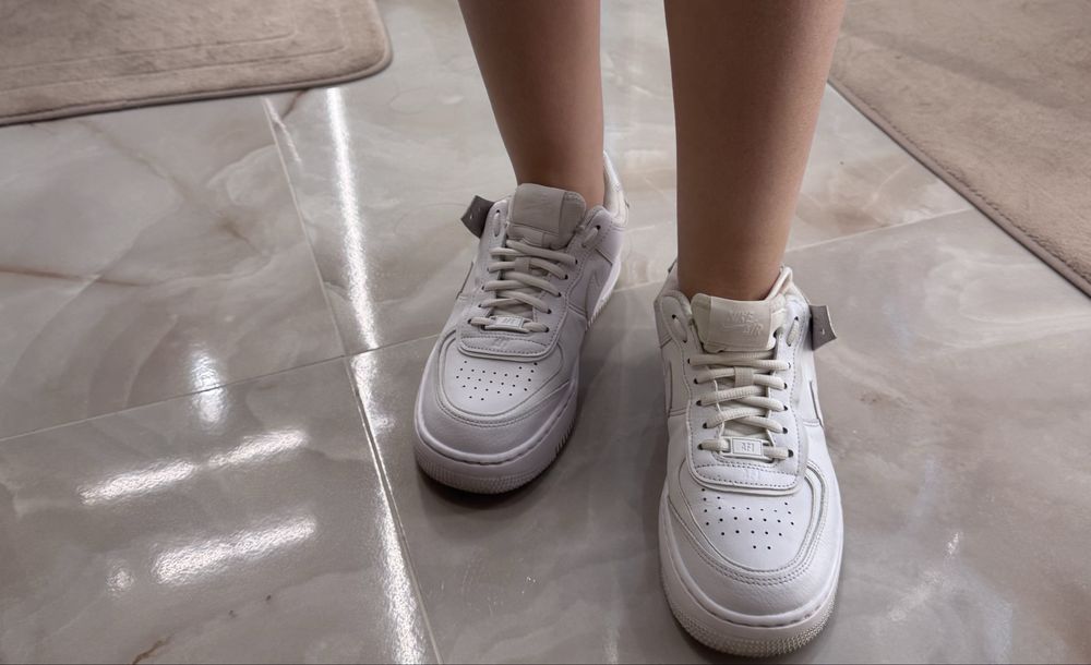 Nike airforse shadow