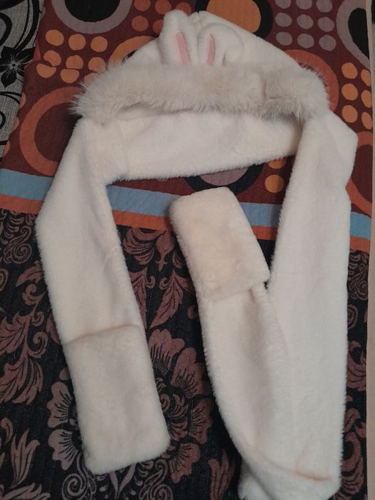 Продам зимние тёплую шапку