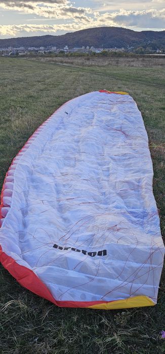 Parapanta AXIS PROTON 130- 160KG An Fabr 2023 -2ptr paramotor s au zbo