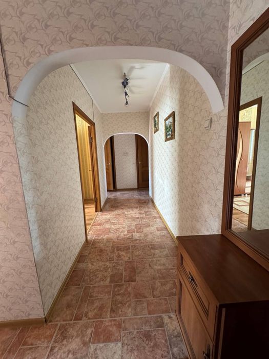 Продам 4 ком квартиру