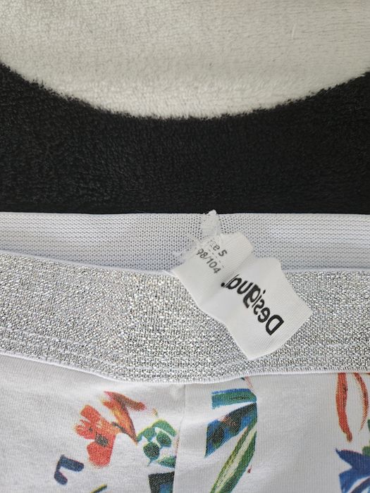 Бански, дрехи за момиче