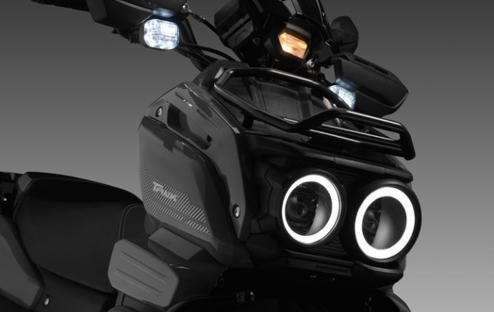 Продам мопед танк новый