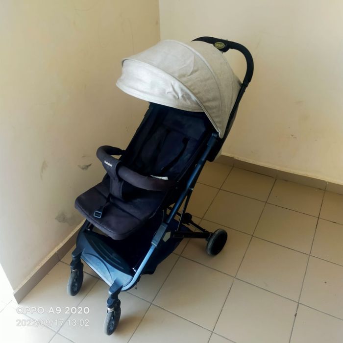 Срочно продаётся Коляска