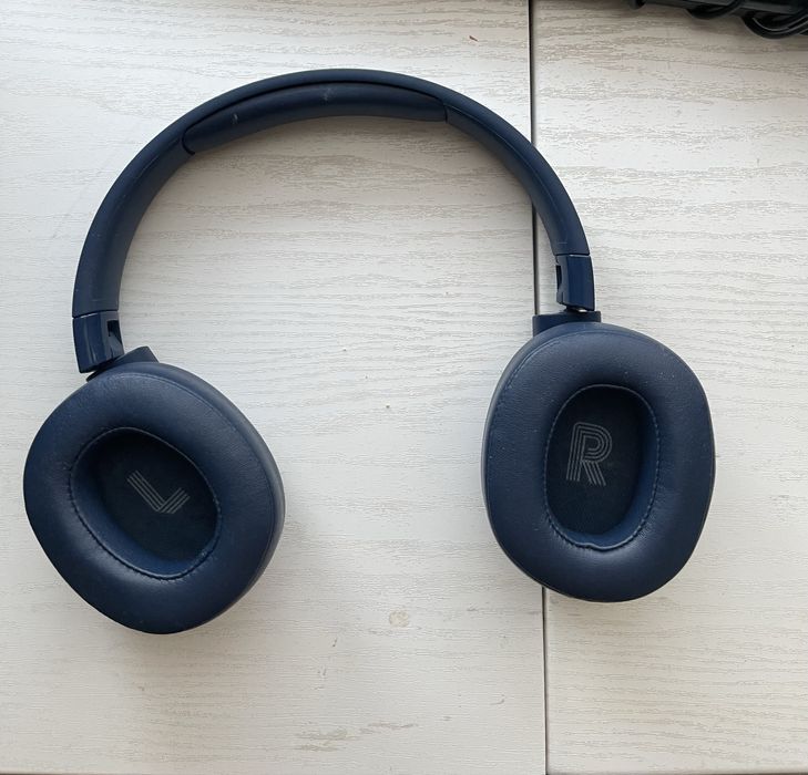 Наушники JBL TUNE 720BT