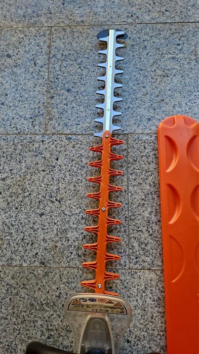 Foarfecă electrică gard viu Stihl HSE 81
