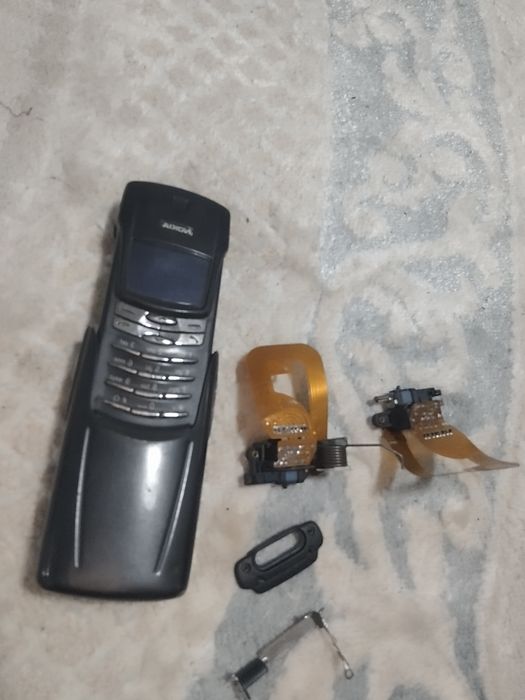 Nokia 8910i ретро телефон