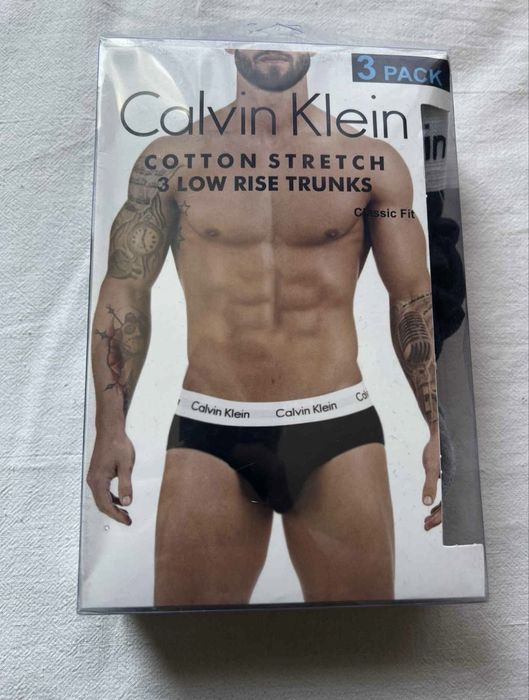 ЧИСТО НОВИ слипове  Calvin Klein размер:М