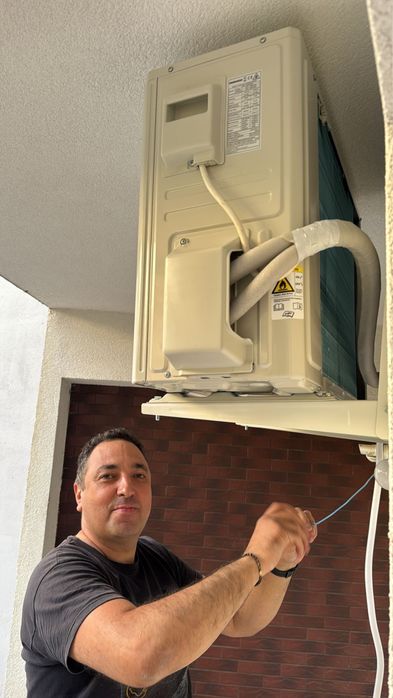 Montaj aer condiționat si incarcare freon !