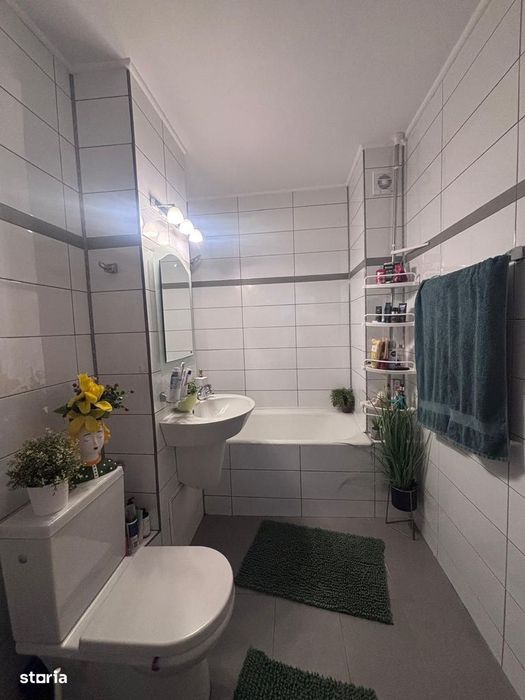 Dambu Pietros - Vanzare apartament 3 camere - Str. Magurei